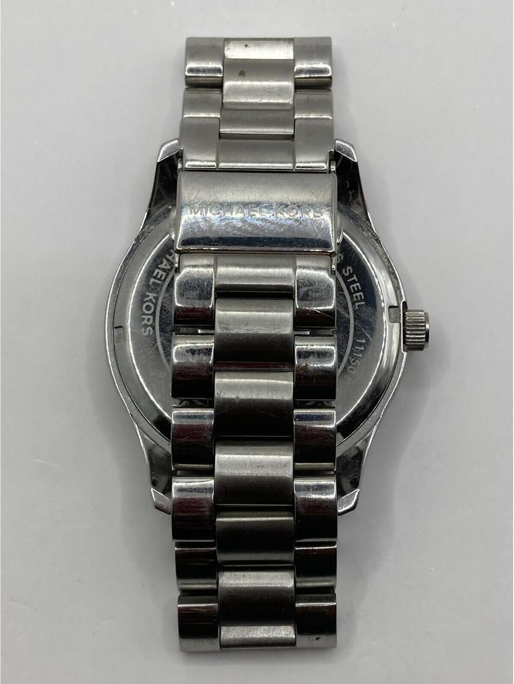 Women’s Michael Kors Layton World Map Watch 44mm MK5958 Silver Tone New Battery - Picture 5 of 9